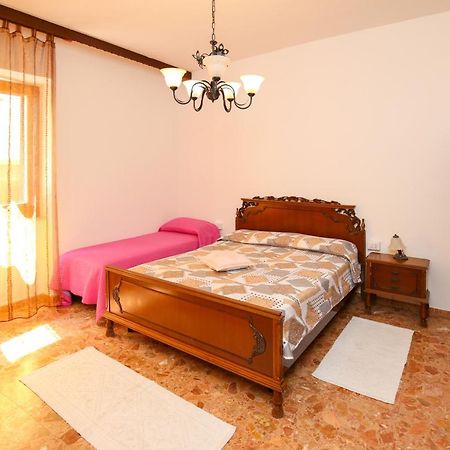 Ferienwohnung Da Nonna Maria Castelsardo Exterior foto