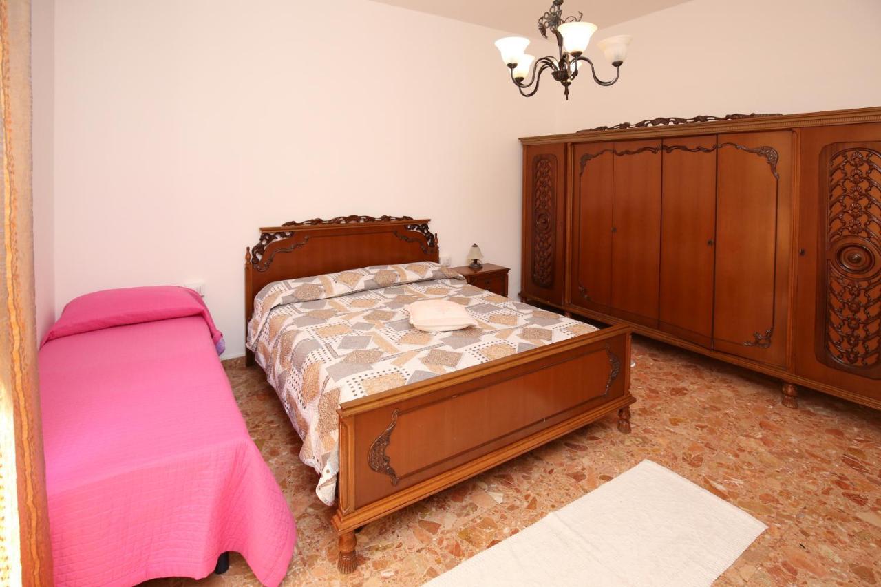 Ferienwohnung Da Nonna Maria Castelsardo Exterior foto